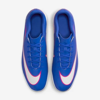 Nike Mercurial Vapor 16 Club Turf Low-Top Football Shoes
