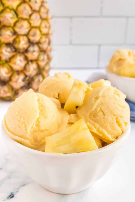 pineapple ice cream 4ltr