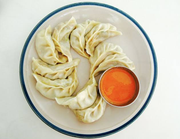 sylvanus veg momo