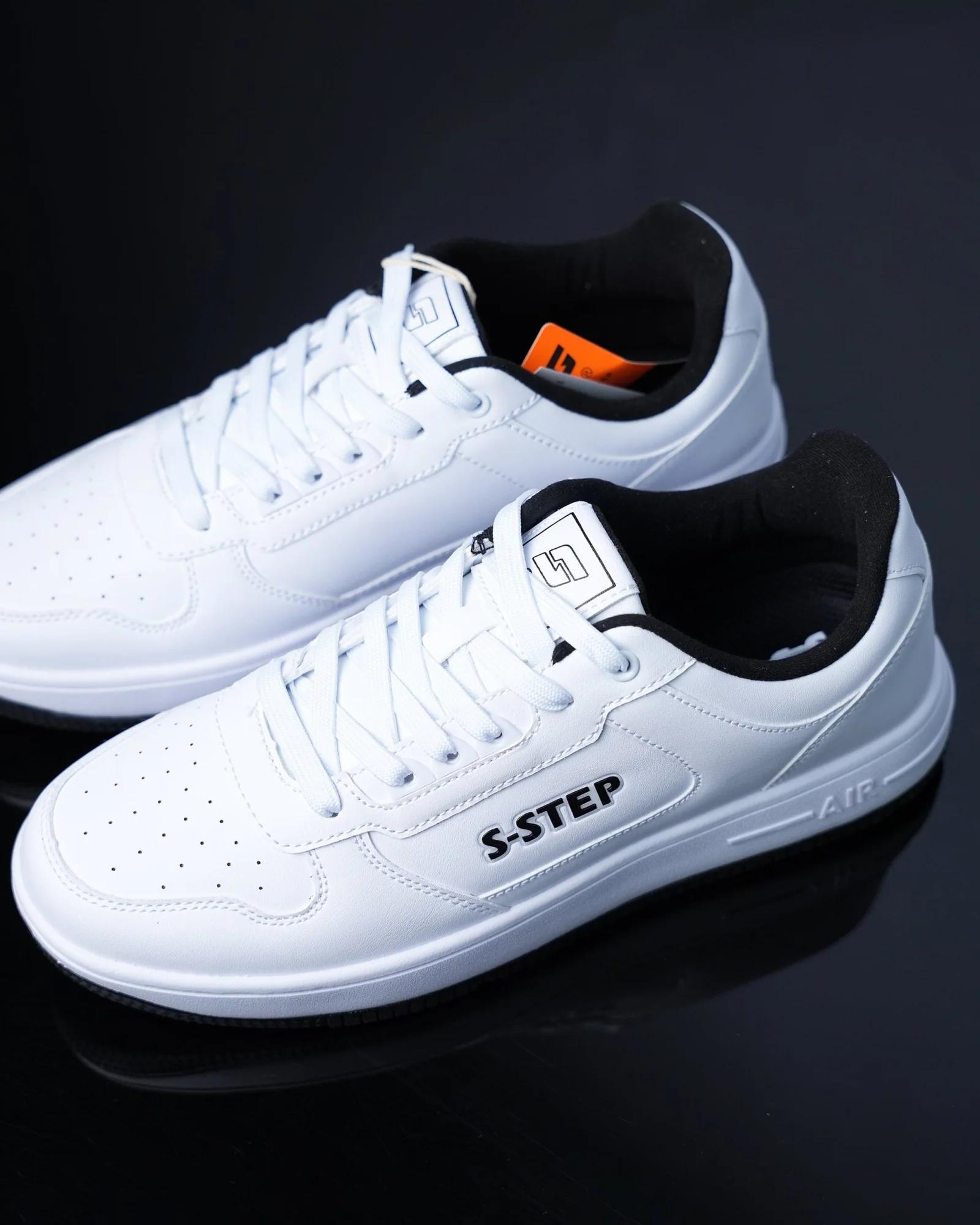 S-STEP Classic Low-Top Casual Sneakers GS174